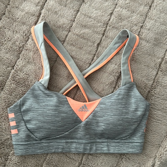 Adidas fit Sports Bra - Picture 1 of 3